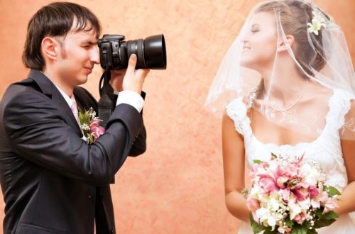newlyweds taking photos